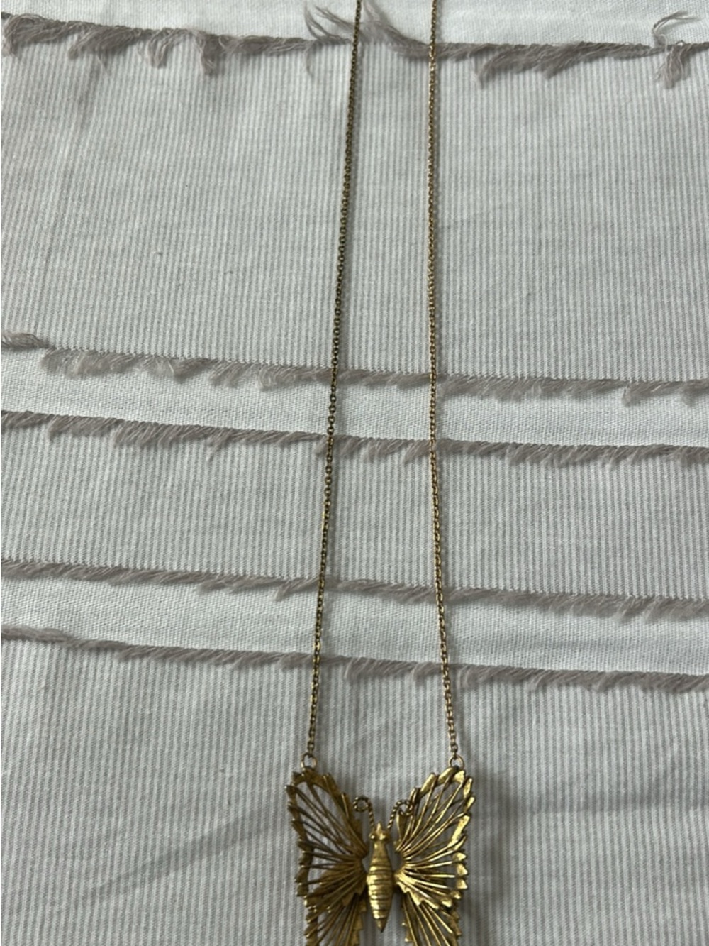 Vintage Gold Butterfly Pendant Necklace - Brand Unspecified
